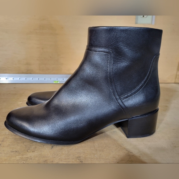 Vionic Kamryn Waterproof Black Ankle Booties Size 11 - Picture 4 of 13